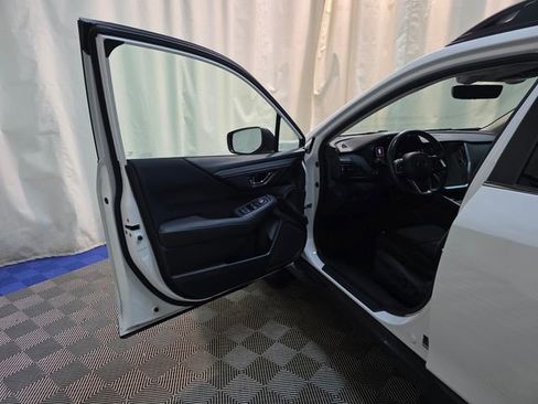 Used 2022 Subaru Outback Premium image 12