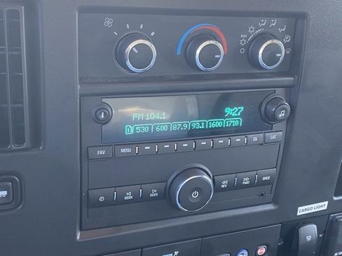 New 2025 Chevrolet Express 3500 w/ Power Convenience Package image 19