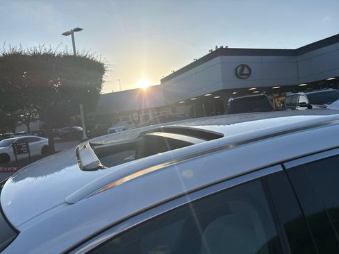Used 2019 Lexus RX 350 FWD w/ Navigation Package image 10