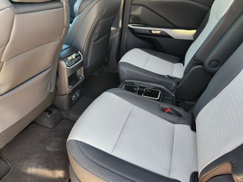 New 2026 Lexus TX 500h AWD image 19