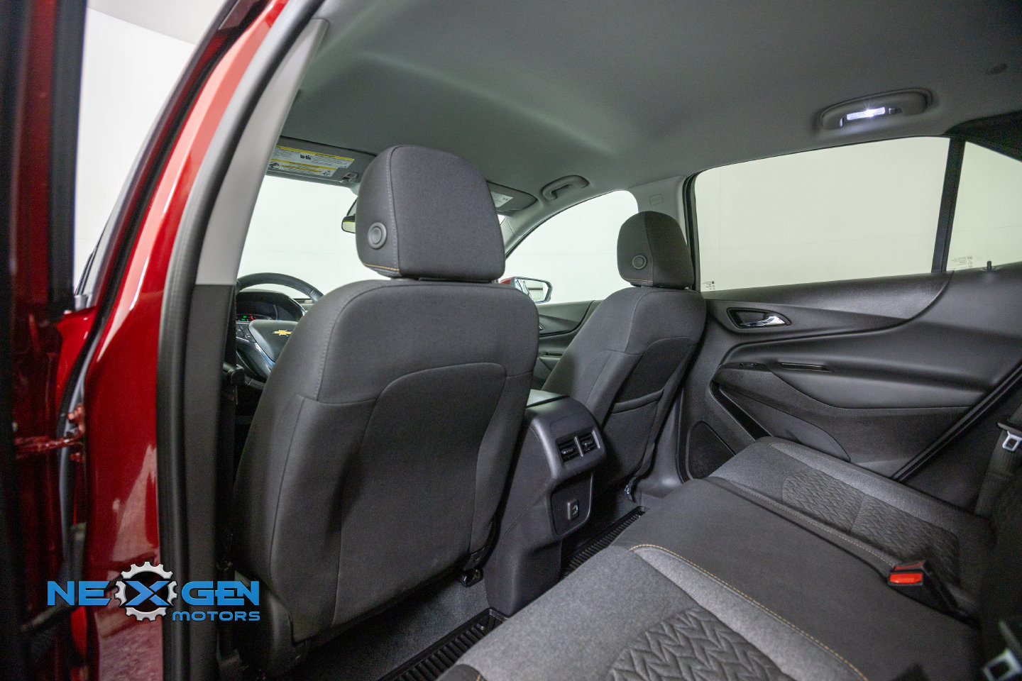 Used 2024 Chevrolet Equinox LT FWD image 25