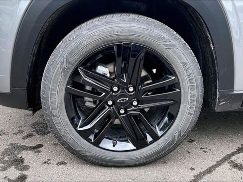 Used 2025 Chevrolet Trax ACTIV w/ Driver Confidence Package image 6