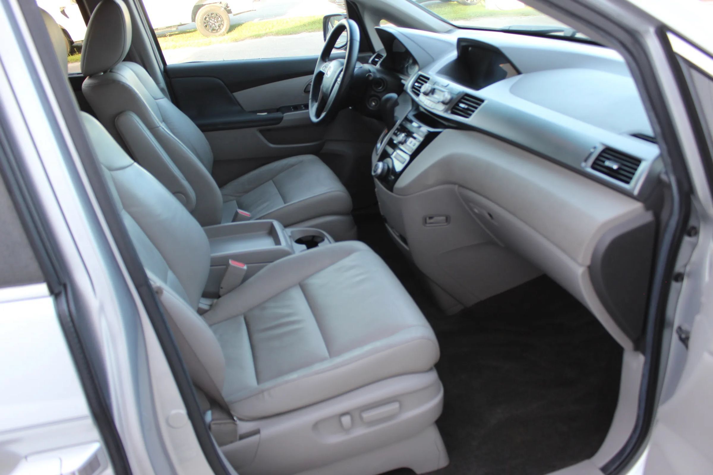 Used 2012 Honda Odyssey EX-L image 27