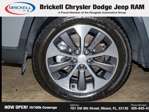 Used 2022 Jeep Cherokee Limited w/ Elite Package image 39