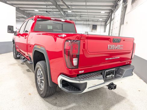 Used 2022 GMC Sierra 2500 SLE w/ SLE Convenience Package image 5