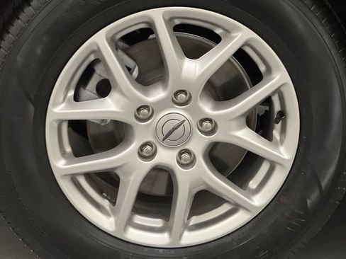 Used 2025 Chrysler Pacifica Select FWD image 76