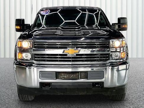 Used 2015 Chevrolet Silverado 3500 W/T AWD/4WD image 2