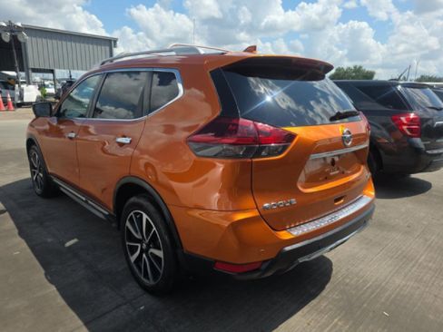 Used 2019 Nissan Rogue SL AWD/4WD image 4