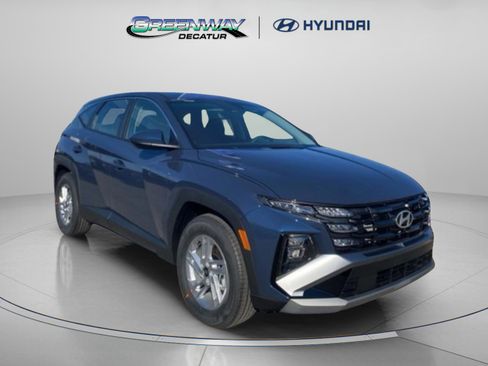 New 2026 Hyundai Tucson SE image 1