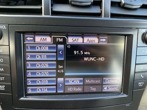 Used 2012 Toyota Prius V Five image 24