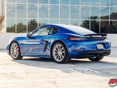 Used 2017 Porsche 718 Cayman S image 7