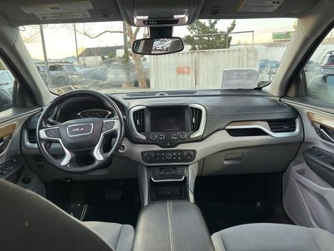 Used 2020 GMC Terrain SLE w/ Driver Convenience Package image 30