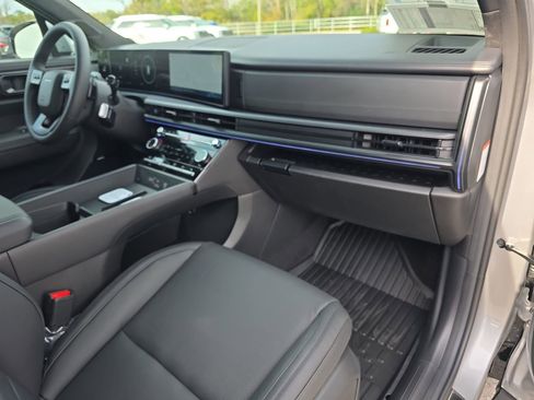 New 2026 Hyundai Santa Fe Calligraphy image 11