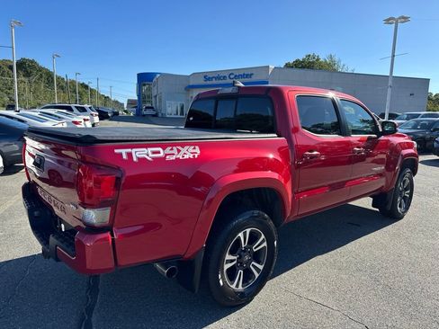 Used 2016 Toyota Tacoma TRD Sport w/ Towing Package AWD/4WD image 6