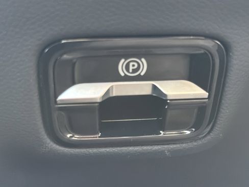 Used 2025 Mercedes-Benz E 350 E 350 image 27