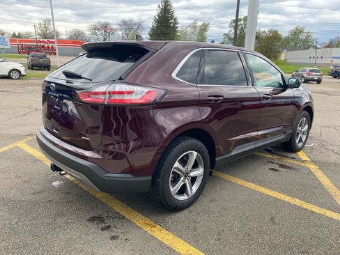Used 2024 Ford Edge SEL w/ Convenience Package AWD/4WD image 5
