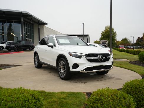 New 2026 Mercedes-Benz GLC 300 4MATIC image 1