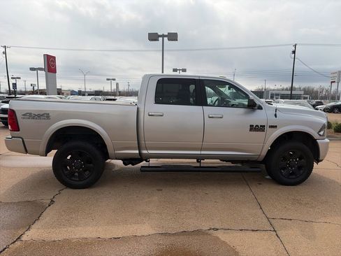 Used 2017 RAM 2500 Big Horn w/ Sport Appearance Group image 5