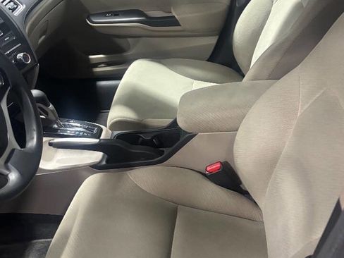 Used 2013 Honda Civic LX image 9