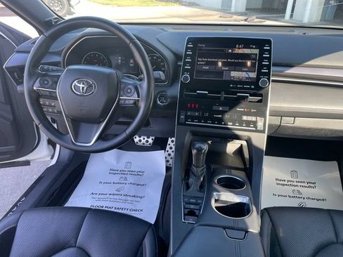 Certified 2022 Toyota Avalon Touring w/ Advanced Safety Package FWD image 15