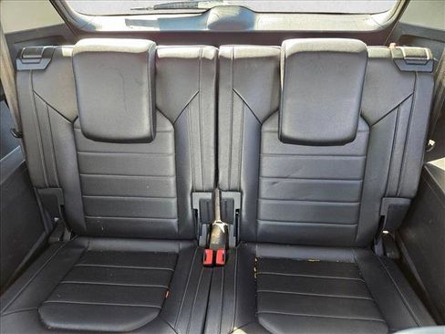 Used 2019 Volkswagen Atlas SEL Premium image 19