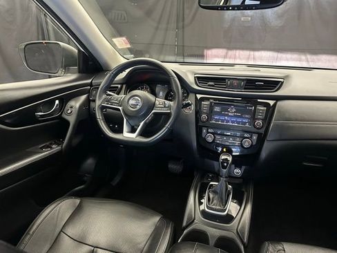 Used 2020 Nissan Rogue SL w/ Premium Package AWD/4WD image 19