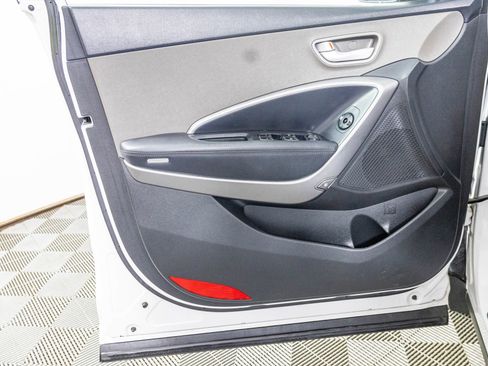 Used 2015 Hyundai Santa Fe Sport w/ Option Group 02 image 16