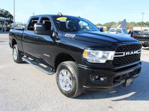 Used 2024 RAM 2500 Big Horn w/ Sport Appearance Package image 15