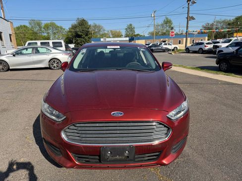 Used 2014 Ford Fusion SE FWD image 9