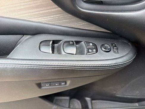 Used 2017 Nissan Murano Platinum AWD/4WD image 22