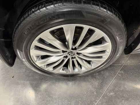 Used 2021 Toyota Highlander Platinum image 13