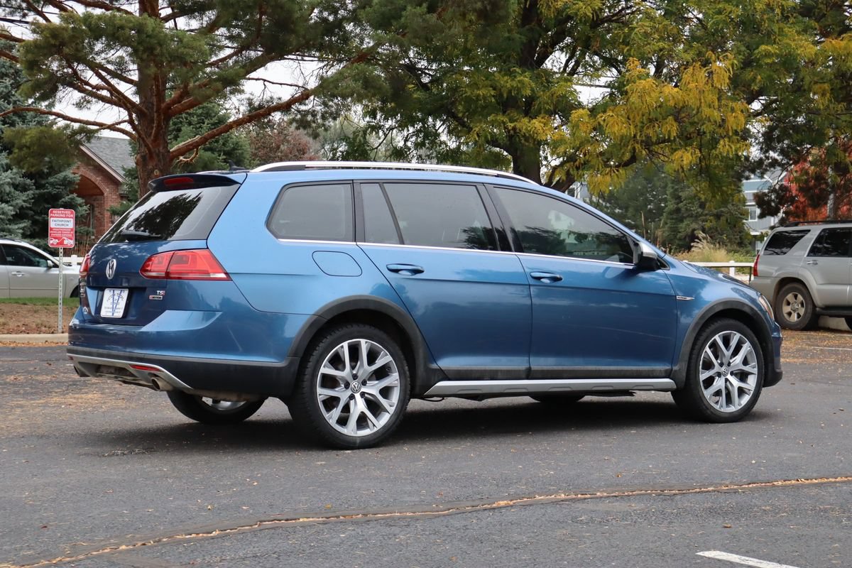 Used 2017 Volkswagen Golf Alltrack SEL AWD/4WD image 5