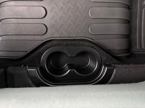 Used 2017 RAM 1500 Outdoorsman AWD/4WD image 32