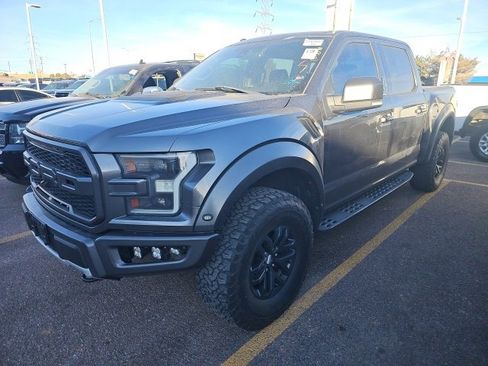Used 2017 Ford F150 Raptor w/ Equipment Group 802A Luxury image 10