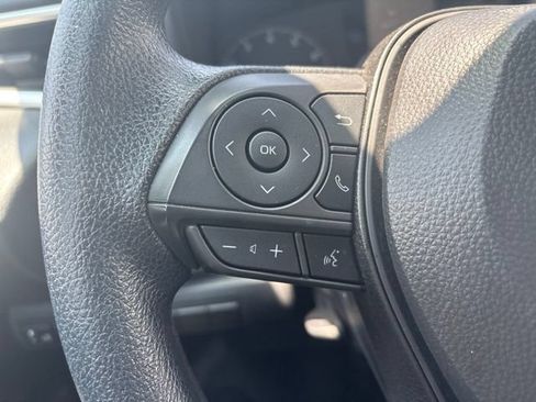Used 2025 Toyota Corolla LE FWD image 16