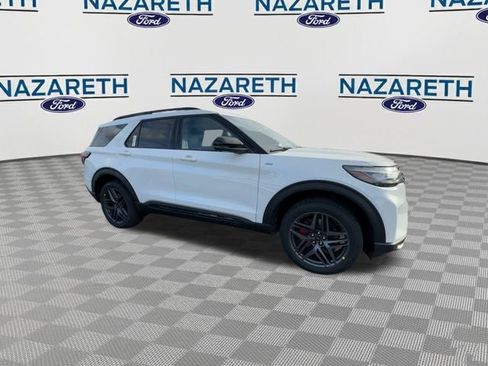 New 2026 Ford Explorer ST-Line w/ ST-Line Street Pack image 2