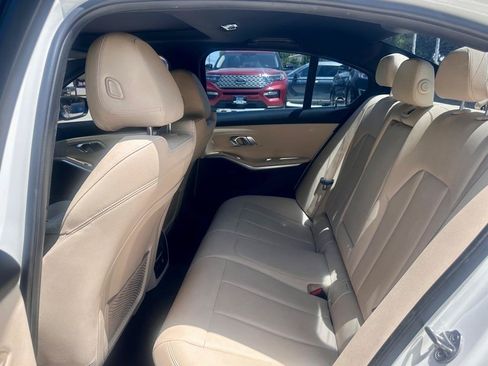 Used 2020 BMW 330i Sedan w/ Convenience Package RWD image 19