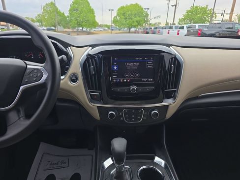 Used 2024 Chevrolet Traverse LS w/ Safety Package AWD/4WD image 17