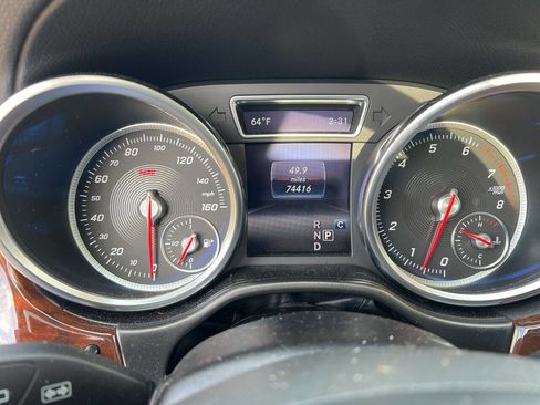 Used 2018 Mercedes-Benz GLS 450 4MATIC image 31