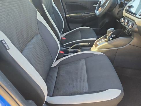 Used 2021 Nissan Versa SV image 19