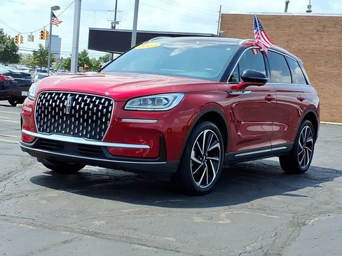 Certified 2023 Lincoln Corsair Reserve w/ Equipment Group 201A AWD/4WD image 3