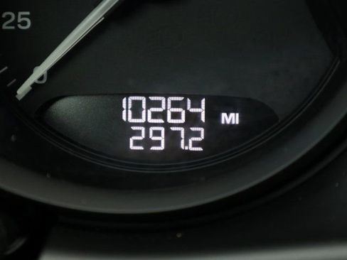 Certified 2024 Porsche Macan image 15