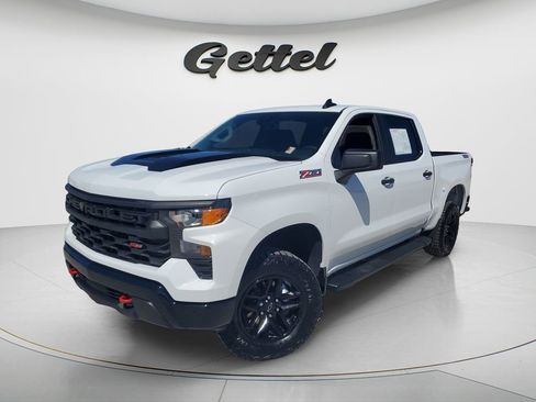 Used 2025 Chevrolet Silverado 1500 Custom Trail Boss AWD/4WD image 1