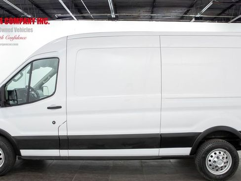 Used 2022 Ford Transit 250 Medium Roof AWD image 5