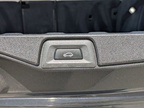 Used 2021 BMW X5 xDrive40i w/ Premium Package image 14