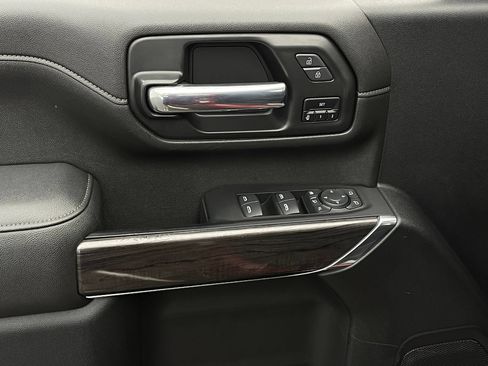 Used 2022 Chevrolet Silverado 3500 LTZ w/ LTZ Convenience Package AWD/4WD image 17