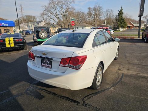 Used 2016 Chevrolet Cruze LT image 10