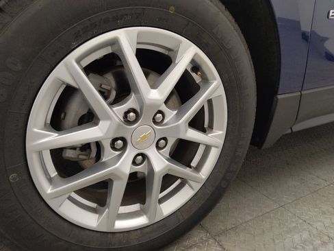 Used 2022 Chevrolet Equinox LT FWD image 31