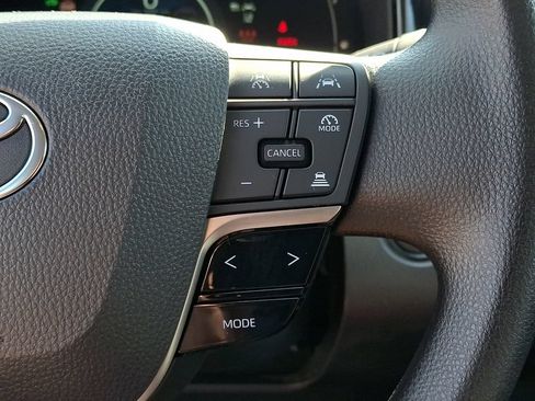 Used 2025 Toyota Camry LE FWD image 23