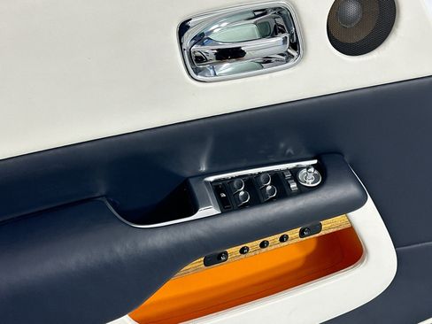Certified 2016 Rolls-Royce Dawn image 17